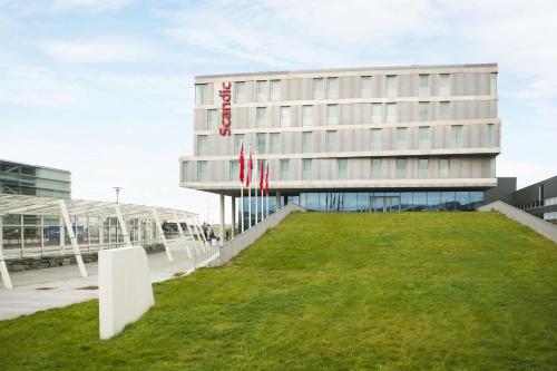 Scandic Stavanger Airport - Hotel - Sola