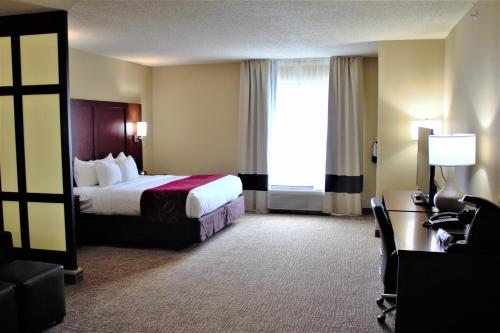 Comfort Suites Lake Norman - Huntersville - main image