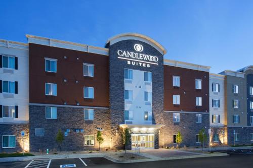 Candlewood Suites Longmont, an IHG hotel - Hotel - Longmont