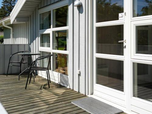 Three-Bedroom Holiday home in Blokhus 4 - image 3
