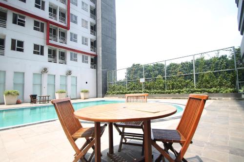 Apartemen Monroe Jababeka Cikarang Bekasi by Aparian in Cikarang