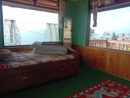 Odyssey's Misty Woods homestay