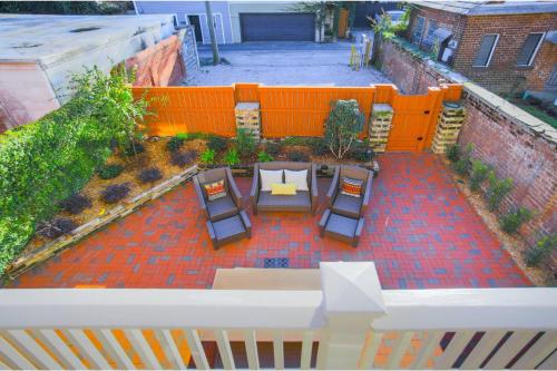 Gaston Estate Main by Lucky Savannah - image 4