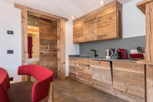Three-Bedroom Superior Apartment