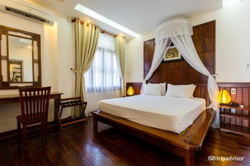 The Hoi An Orchid Garden Villas The Hoi An Orchid Garden Villas is a popular choice amongst travelers in Hoi An, whether exploring or just passing through. The property has everything you need for a comfortable stay. Service-minded 