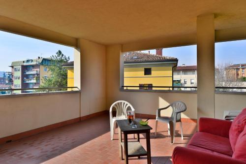 Studio Apartment image 1