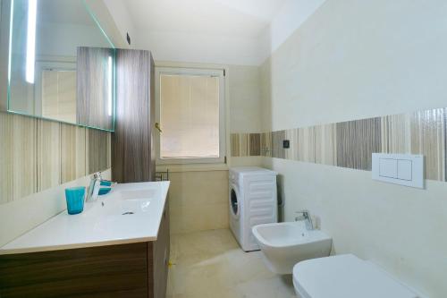 UR-NEST Moline - main image