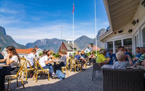 艾于蘭峽灣酒店 (Aurland Fjordhotel) in 艾於蘭