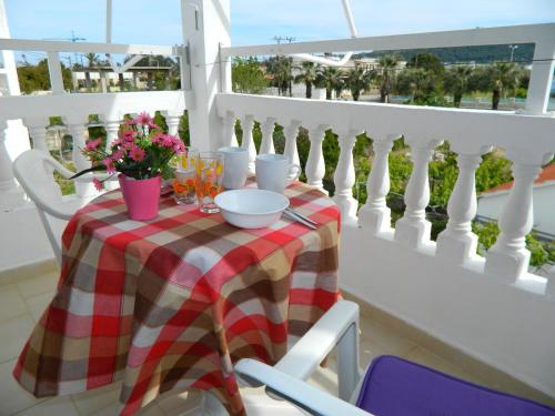 Roseberry Studios, Faliraki (zdjęcie 6)