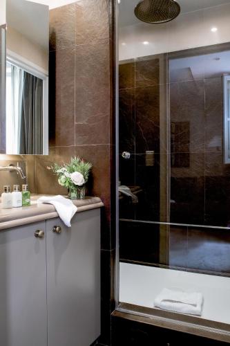 Esprit Saint Germain - image 3