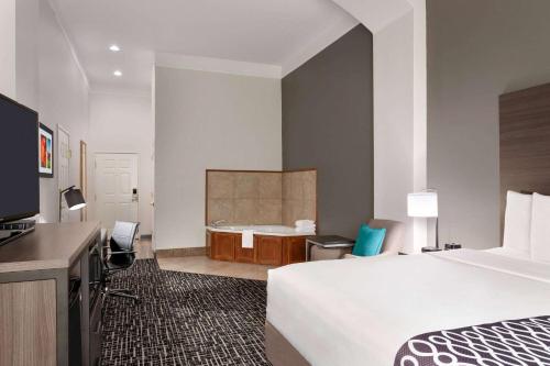 Sleeps 3