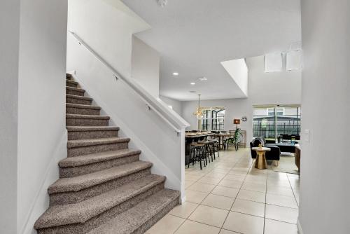 9038 Sunshine Ridge Loop - image 4