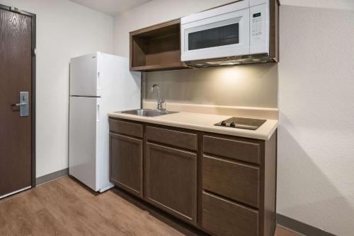 WoodSpring Suites Sulphur - Lake Charles