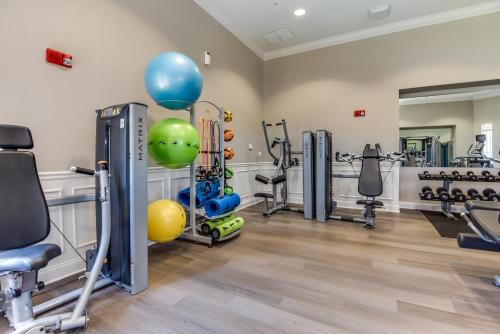 5025 Shoreway Loop #203 - image 11