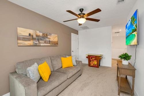 8970 Amelia Downs Trail - image 4