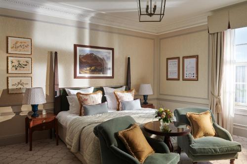 The Gleneagles Hotel Room Type - Luxury King Room with View