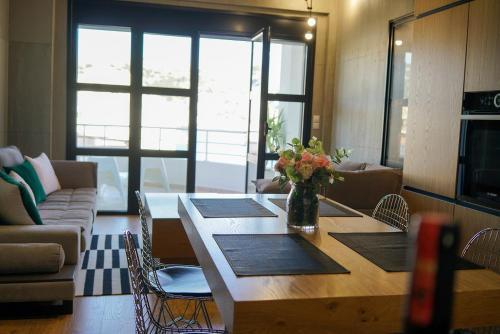 Limani Luxury Apartment Beachfront 2 - image 13