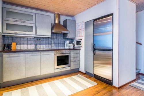 Santa's Chalets Rakka - image 4