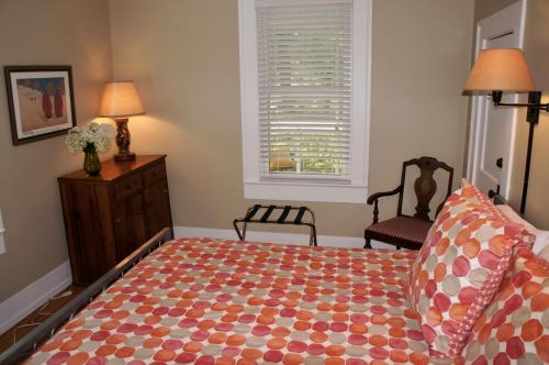 Cottage at Franklin Park in Brevard, USA