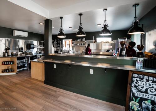 LOGE Leavenworth - Downtown - 레스토랑