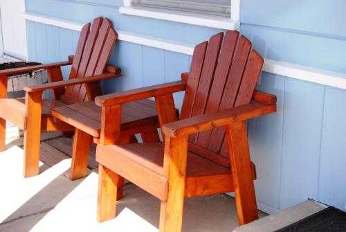 Redwood Motel