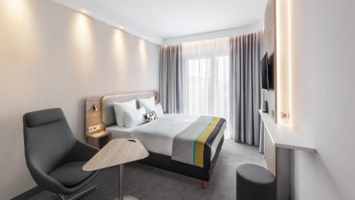 1 queen bed
