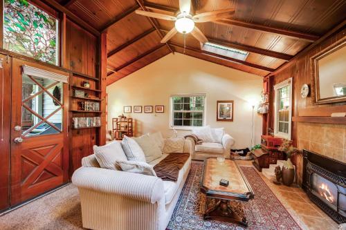 Home on the Range in Guerneville, USA