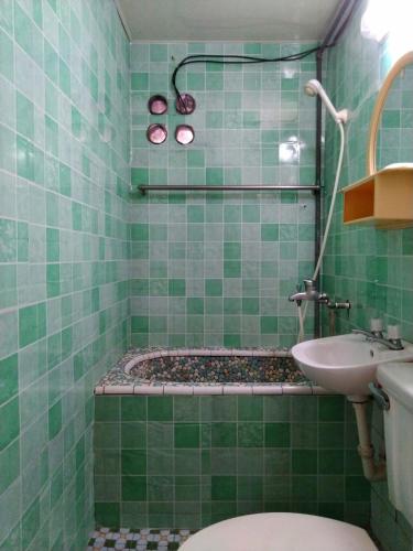 Chia Rong Hostel - 화장실