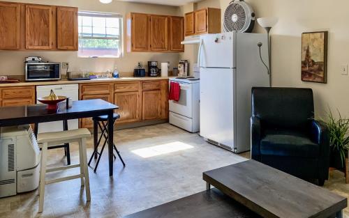Michie House - E