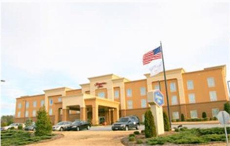 Hampton Inn Easley - image 2