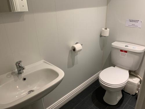 Armada Guesthouse - image 14