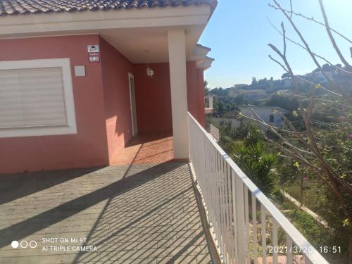  Chalet con piscina, Pension in Valencia bei Carlet