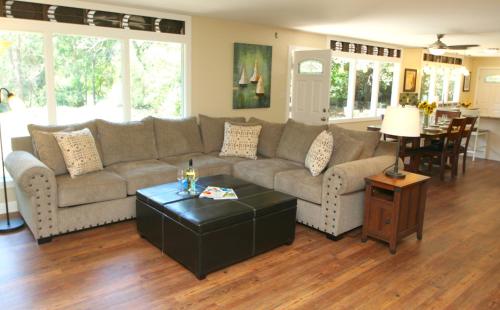 Παροχές, Reflections! Seasonal Dock & Kayaks!! Hot Tub!! Fire Table! BBQ! HUGE yard! Horseshoes! Dog Friendly in Νοβάτο (Καλιφόρνια)