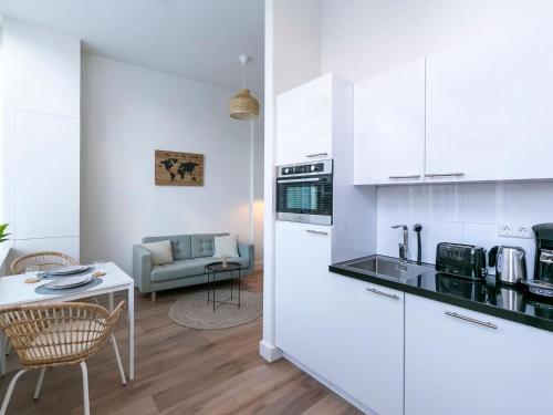 Modern Apartment in Den Haag near Seabeach