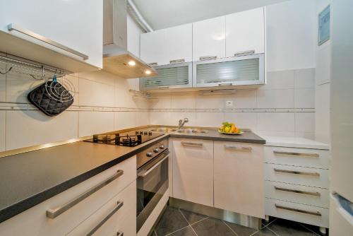 Apartments Milica - sea view - image 6