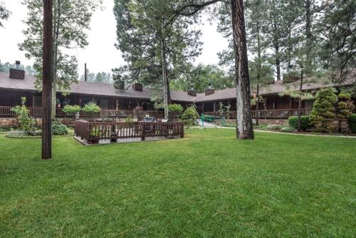 Shadow Mountain Lodge and Cabins - 숙소 외관