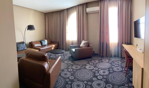 Sterkh Hotel - main image