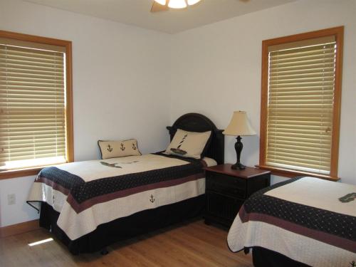 48184 Decoy Rd Home - image 2