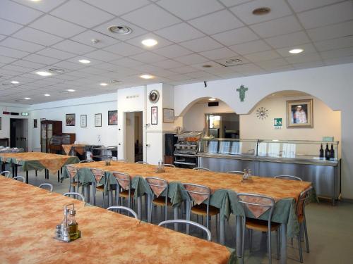 Restaurant, Casa per Ferie Opera Don Calabria in Rome West