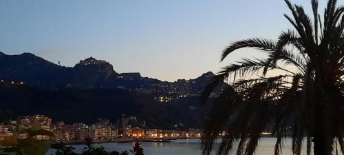  Appartamento Taormina Giardini-Naxos in Giardini-Naxos