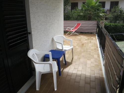 Apartment with Balcony image 6