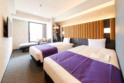 hotel MONday Kyoto Marutamachi Room Type - Standard Twin Room with Sofa Bed