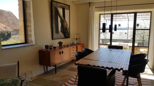 บริการและสิ่งอำนวยความสะดวก, Les Peyronnies in ฟิแฌค