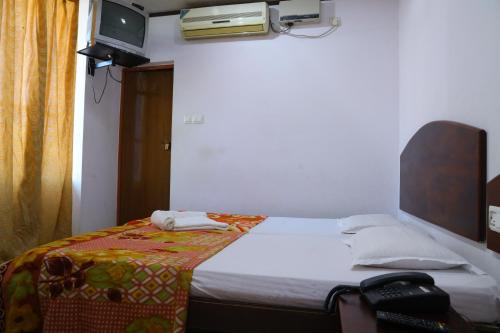 2 twin beds