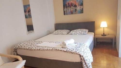 Petrol Apartment- Athens Center 4 BD 1 BATH - image 5