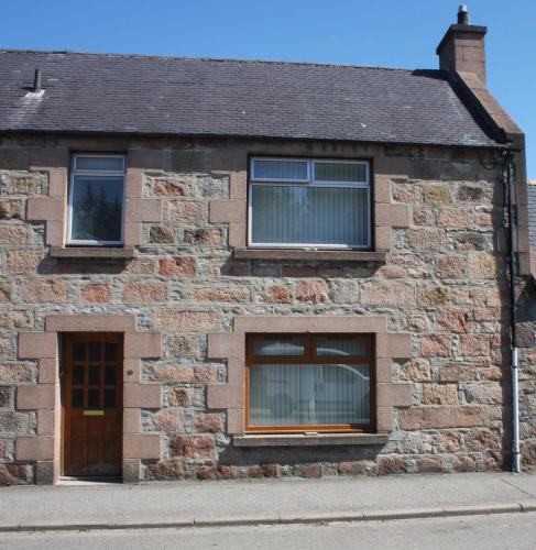 Greenhaugh Cottage Private 3-bed Home, , Grampian