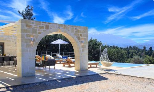 Exterior view, Orientem Villa Heated Pool in Fres