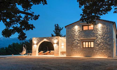 Exterior view, Orientem Villa Heated Pool in Fres
