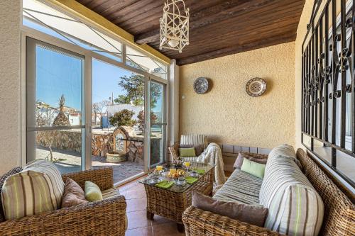  BNBHolder Deluxe Cottage TITULCIA in Titulcia