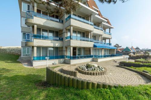 Fijne Studio aan zee - Tap to explore photos